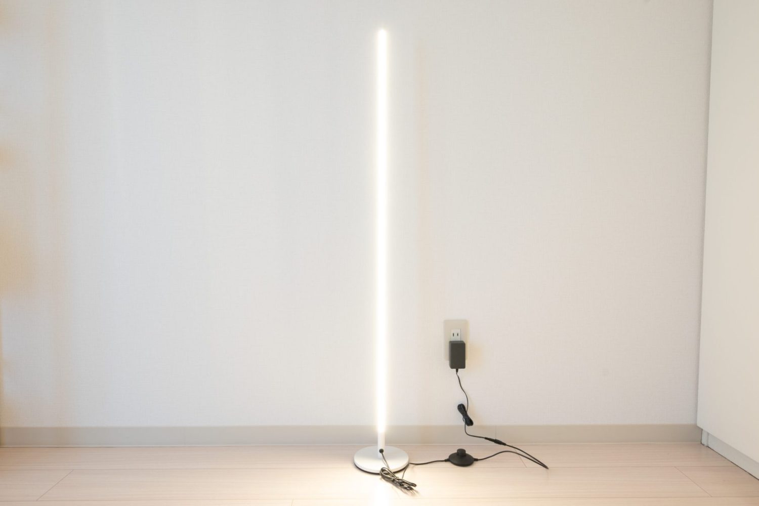 置き型ライト（電球色）