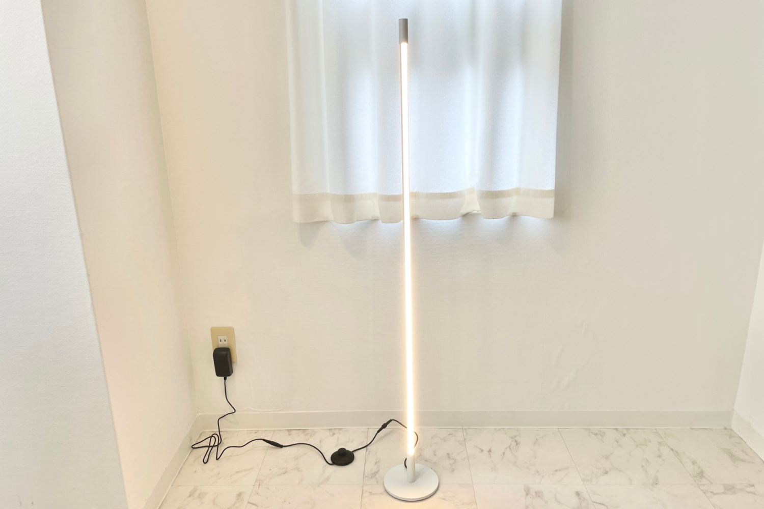 置き型調光ライト（電球色）